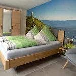 Holzebenhof *